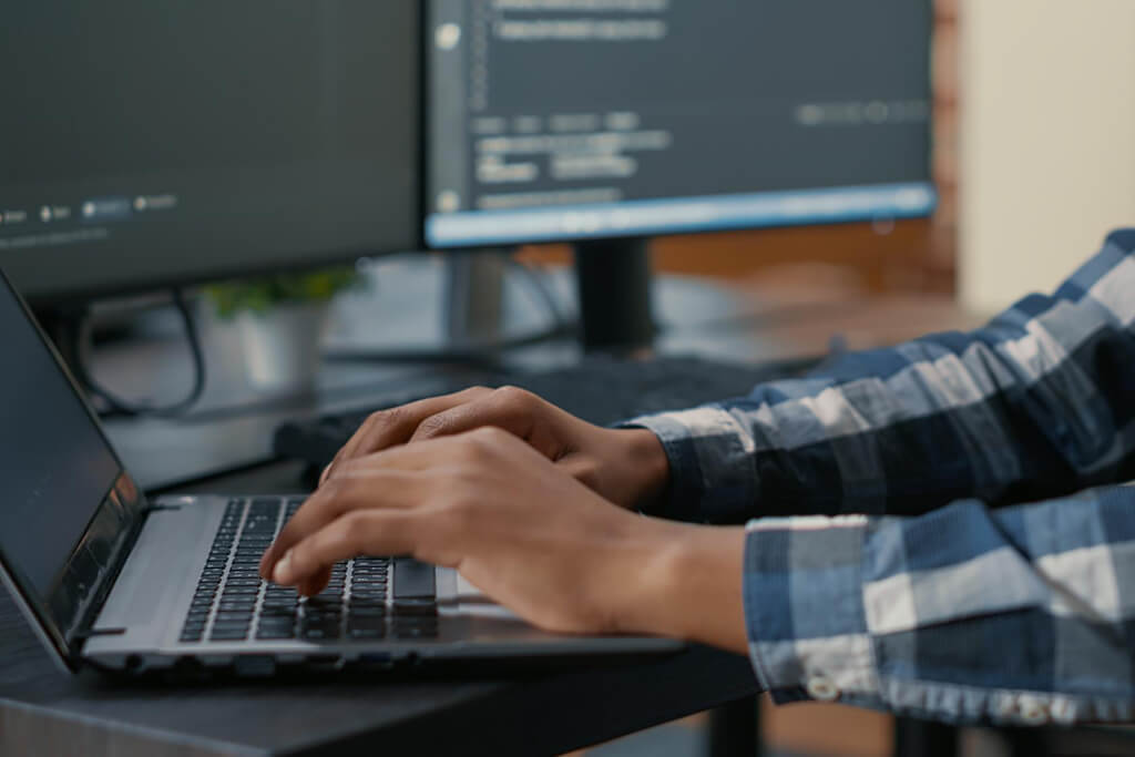 7 Excellent Alternatives to CodePen for Code Playgrounds